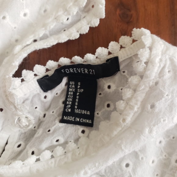 summery crop white eyelet top lace - Picture 3 of 3